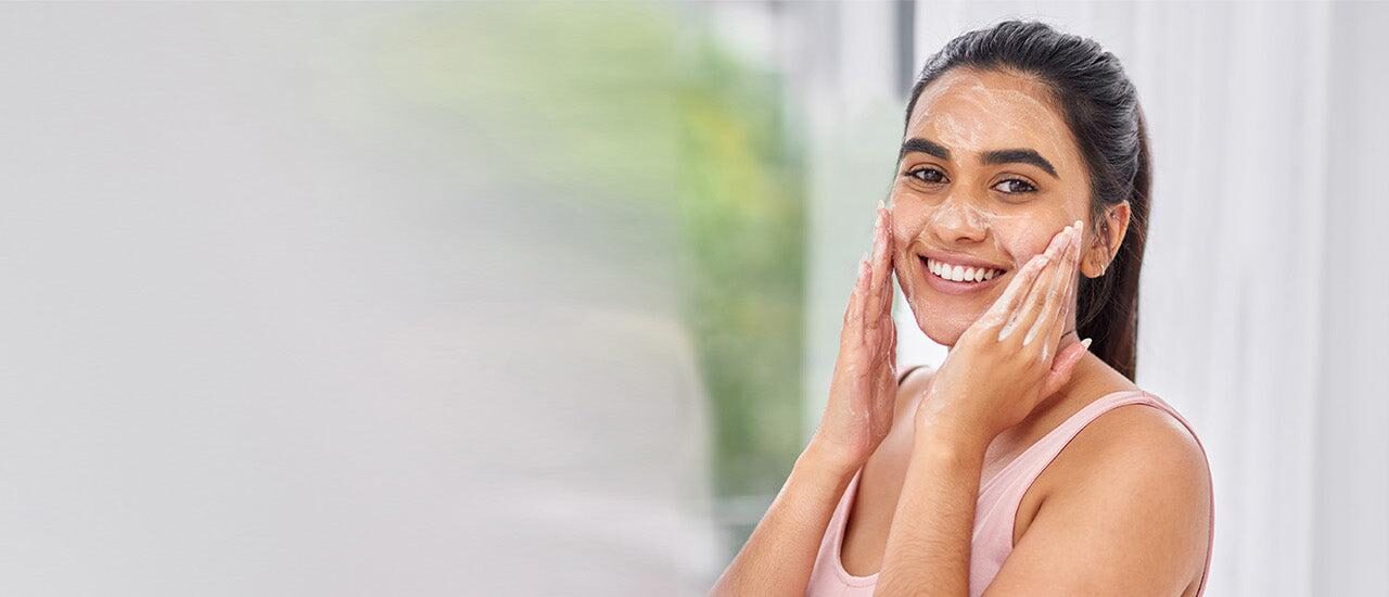 The Ultimate 2026 Natural Glowing Skin Routine