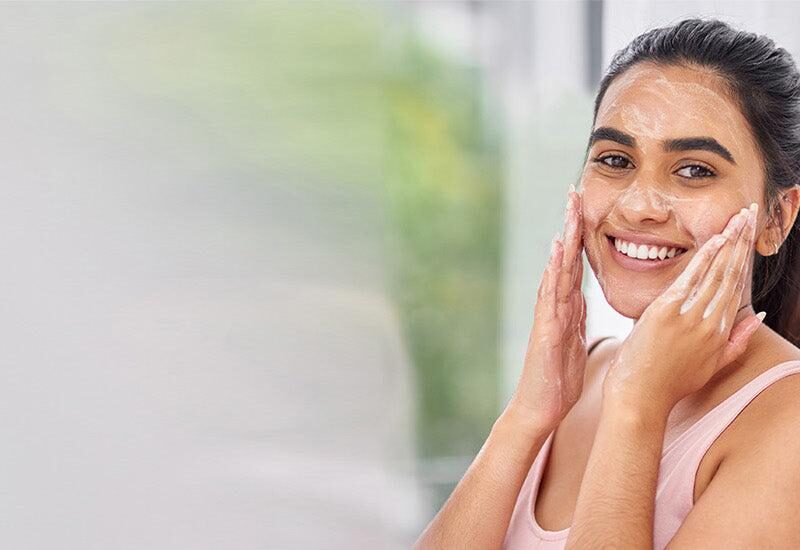 The Ultimate 2026 Natural Glowing Skin Routine